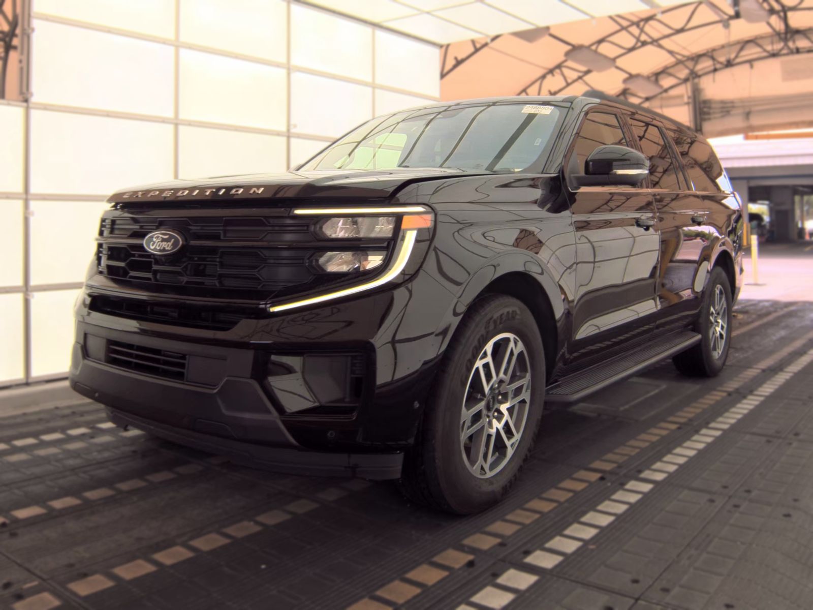 2025 FORD EXPEDITION MAX Active - 1