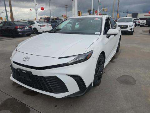 2025 TOYOTA CAMRY SE - 1