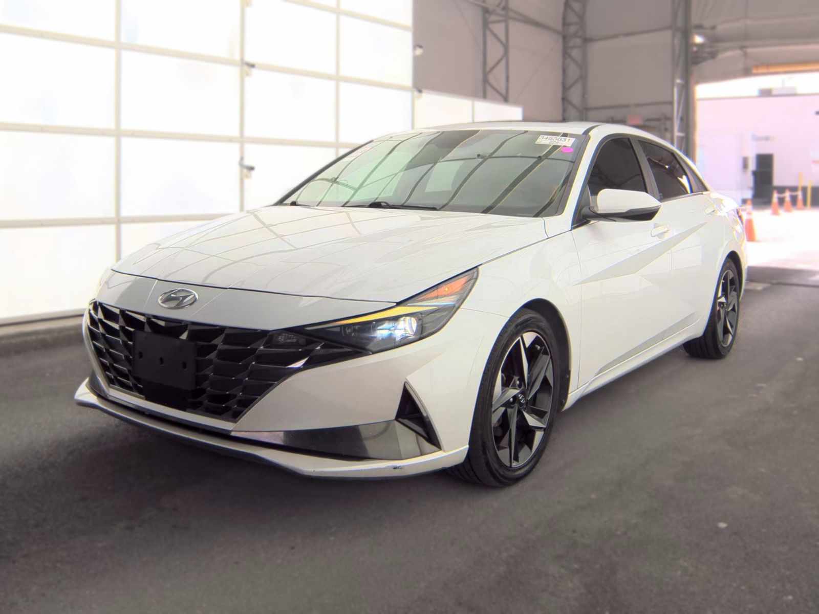 2021 HYUNDAI ELANTRA Limited - 1