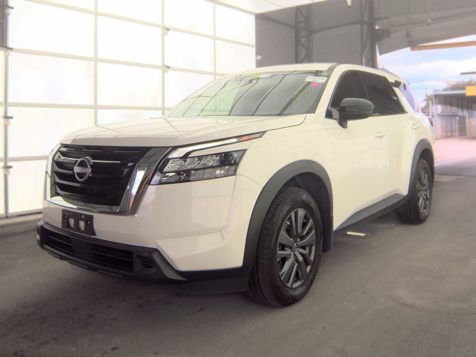 2024 NISSAN PATHFINDER S - 1