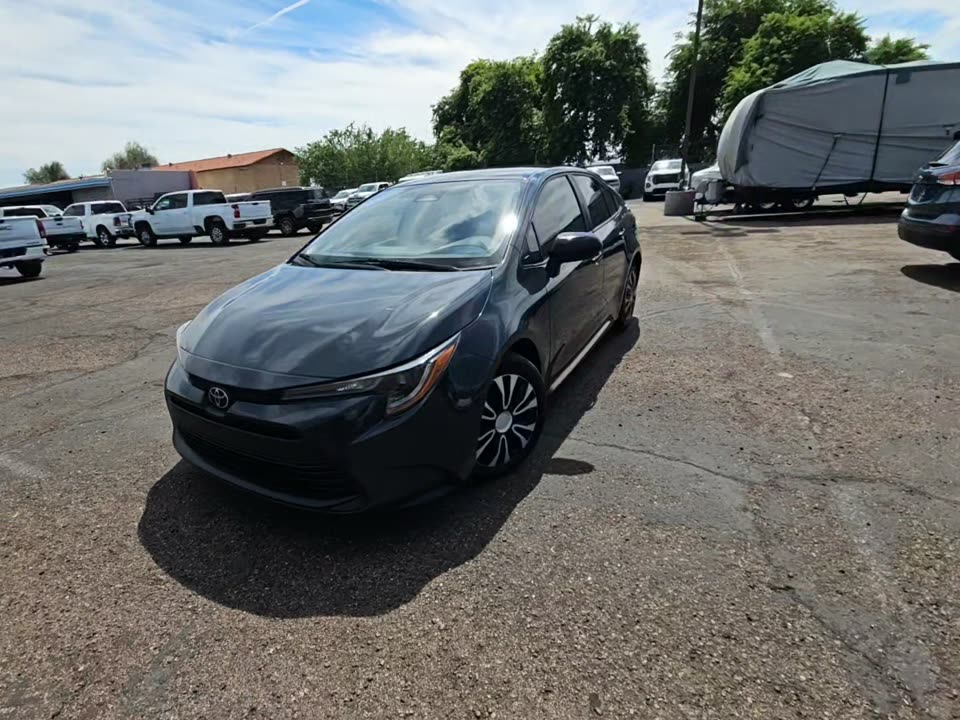 2023 TOYOTA COROLLA LE - 1