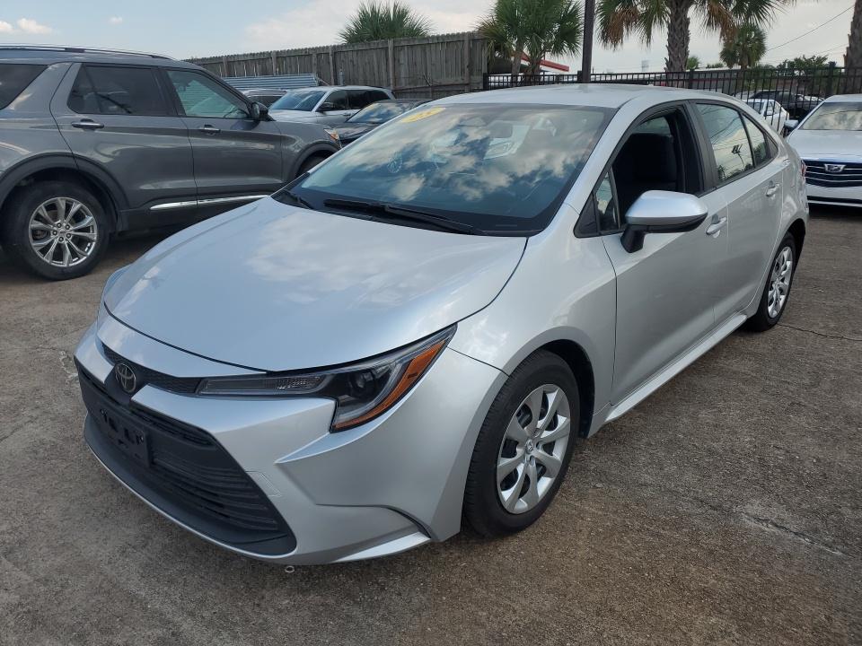 2025 TOYOTA COROLLA LE - 1