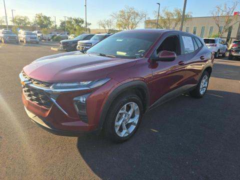 2024 CHEVROLET TRAX LS - 1