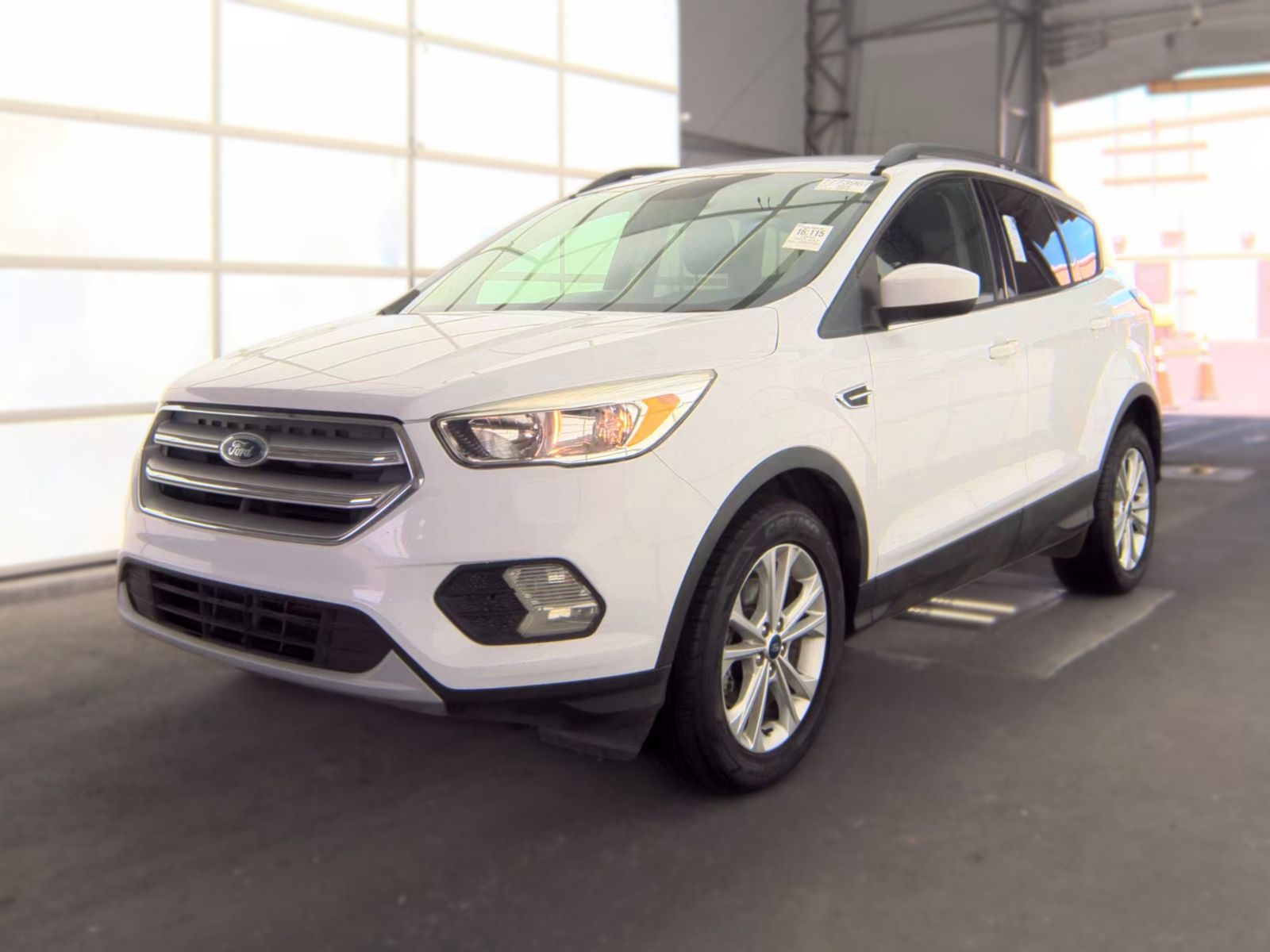 2018 FORD ESCAPE SE - 1