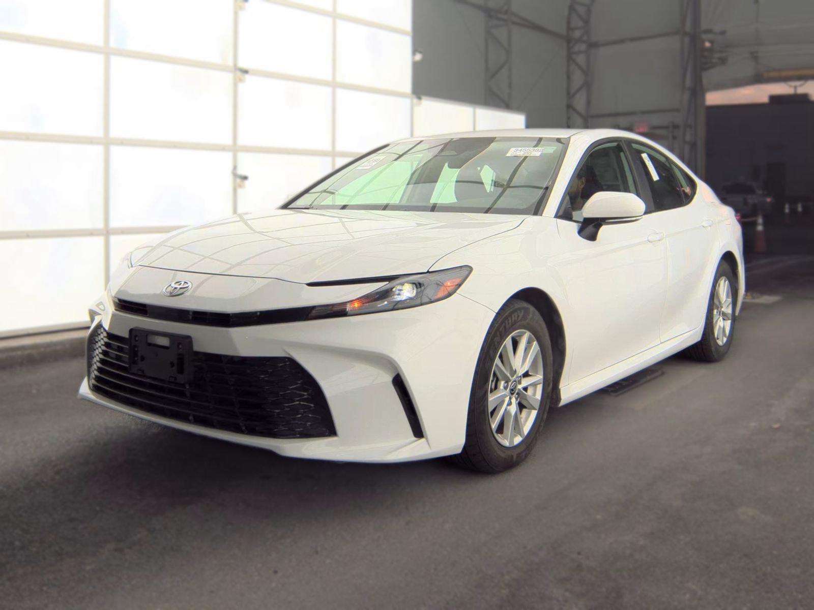 2025 TOYOTA CAMRY LE - 1