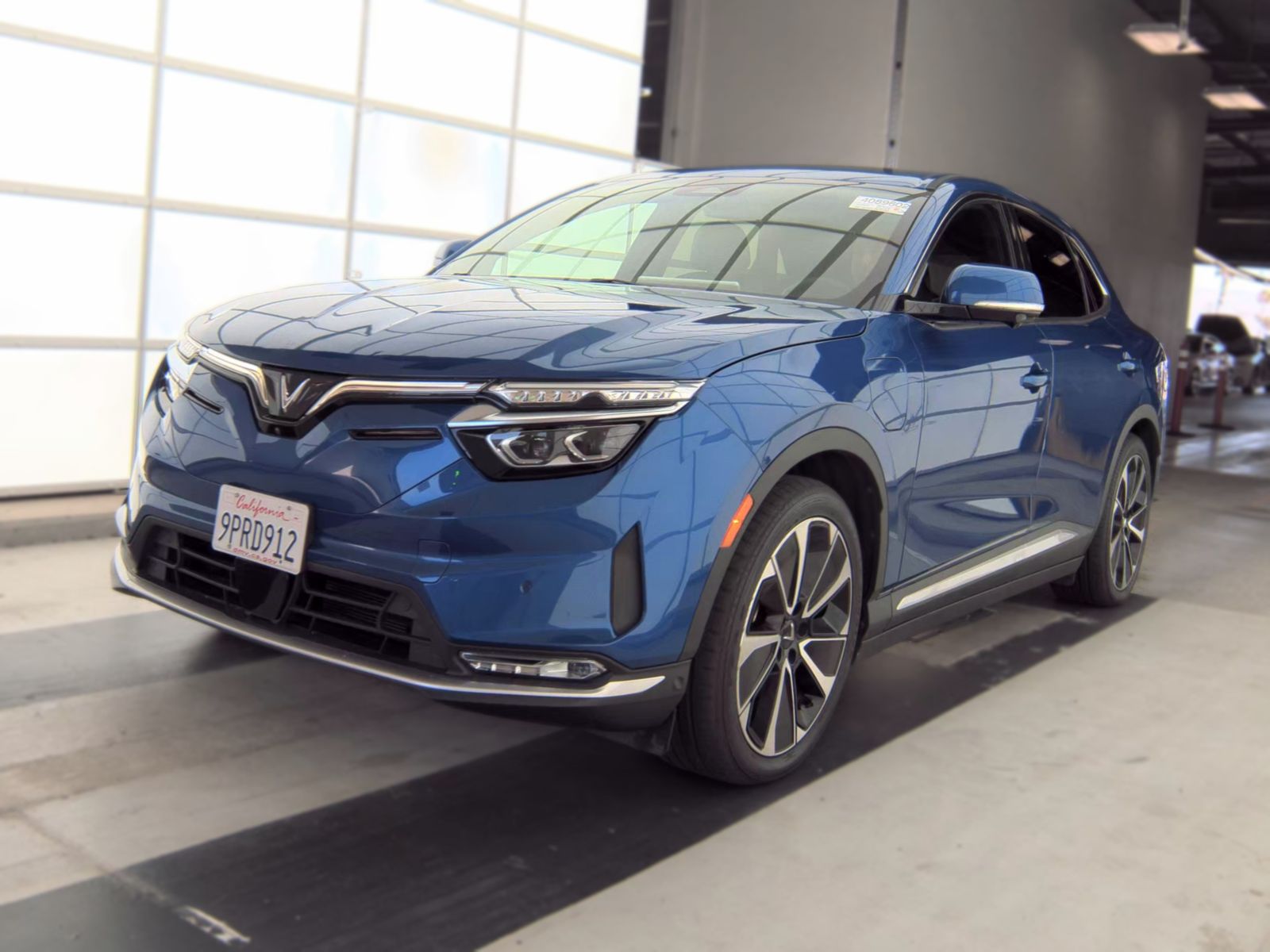 2023 VINFAST VF 8 Plus - 1