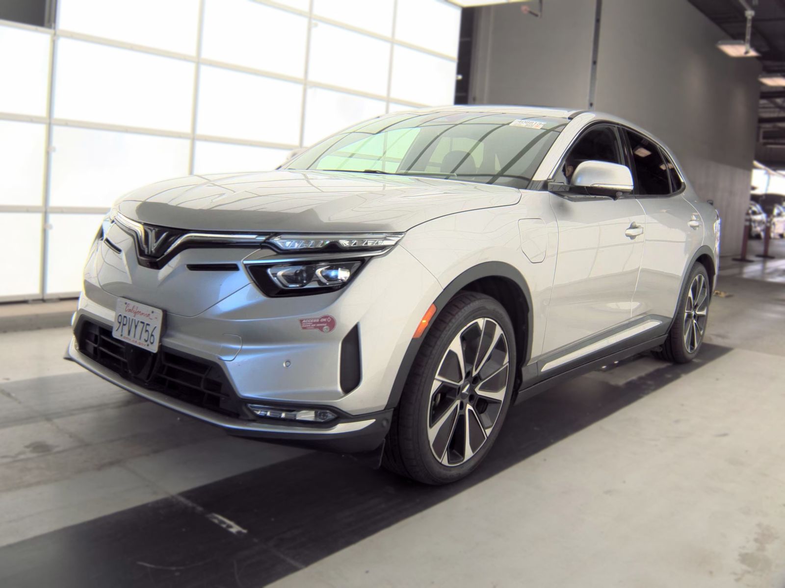 2023 VINFAST VF 8 Plus - 1