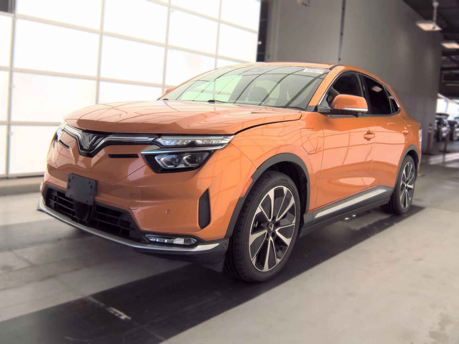 2023 VINFAST VF 8 Plus - 1