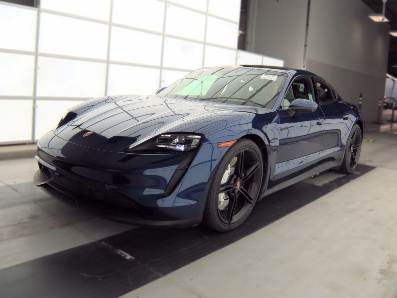 2024 PORSCHE TAYCAN Base - 1