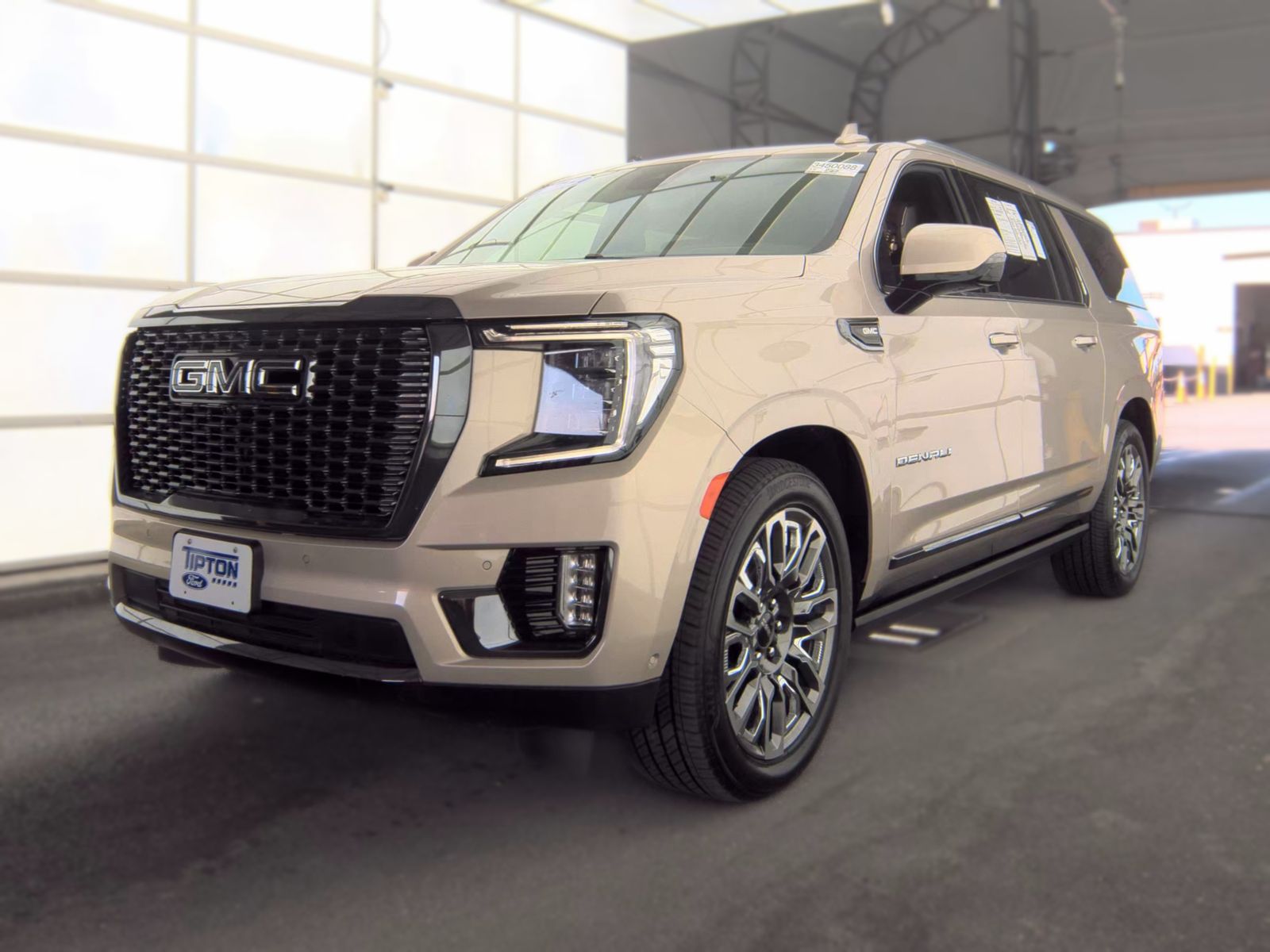 2024 GMC YUKON XL Ultimate - 1