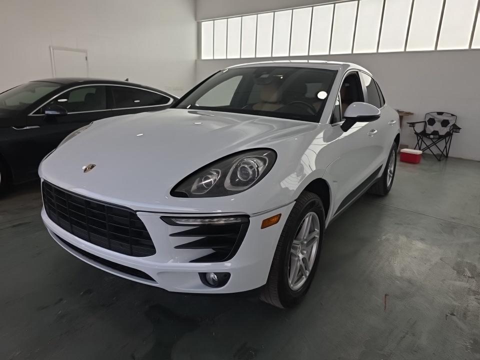 2018 PORSCHE MACAN Base - 1