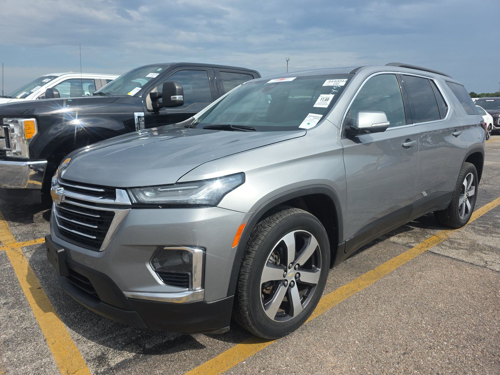 2023 CHEVROLET TRAVERSE LT Leather - 1