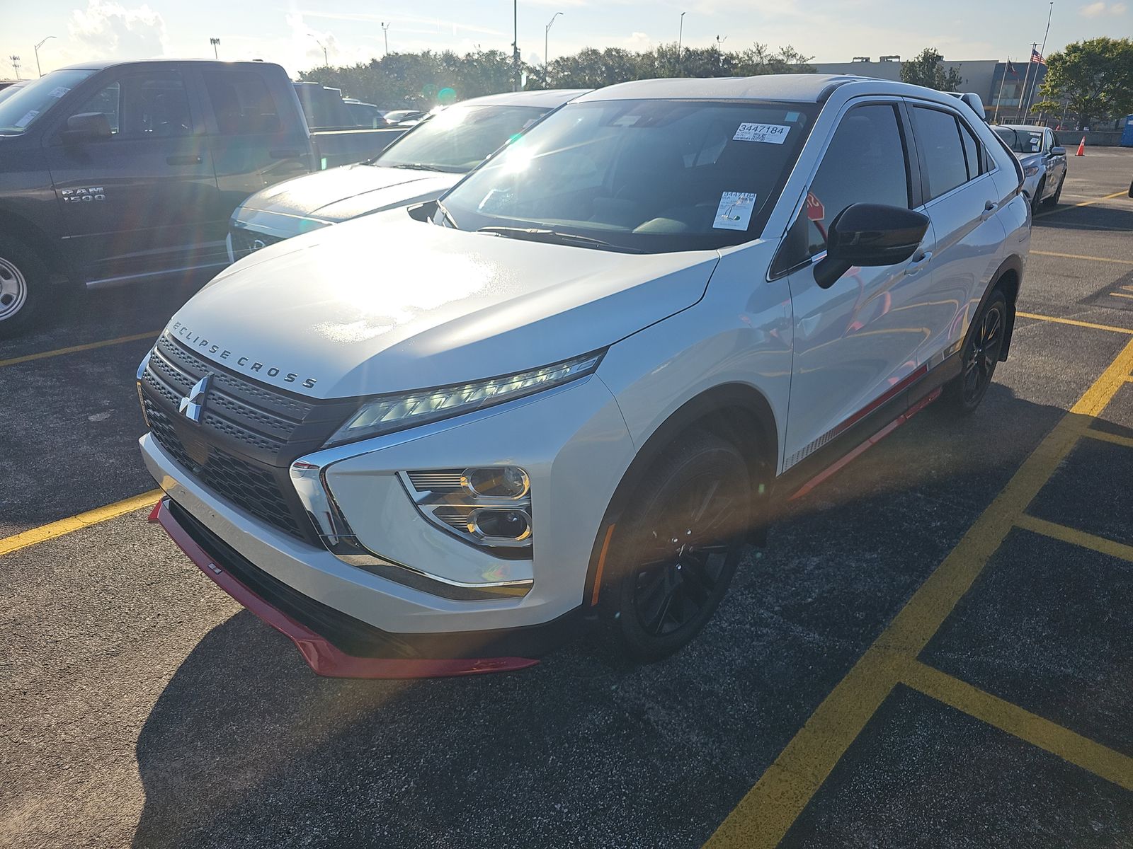 2024 MITSUBISHI ECLIPSE CROSS SE - 1