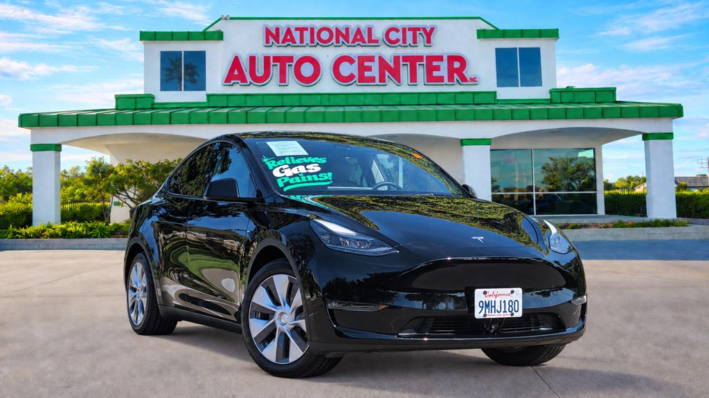 2024 TESLA MODEL Y LONG Range - 1