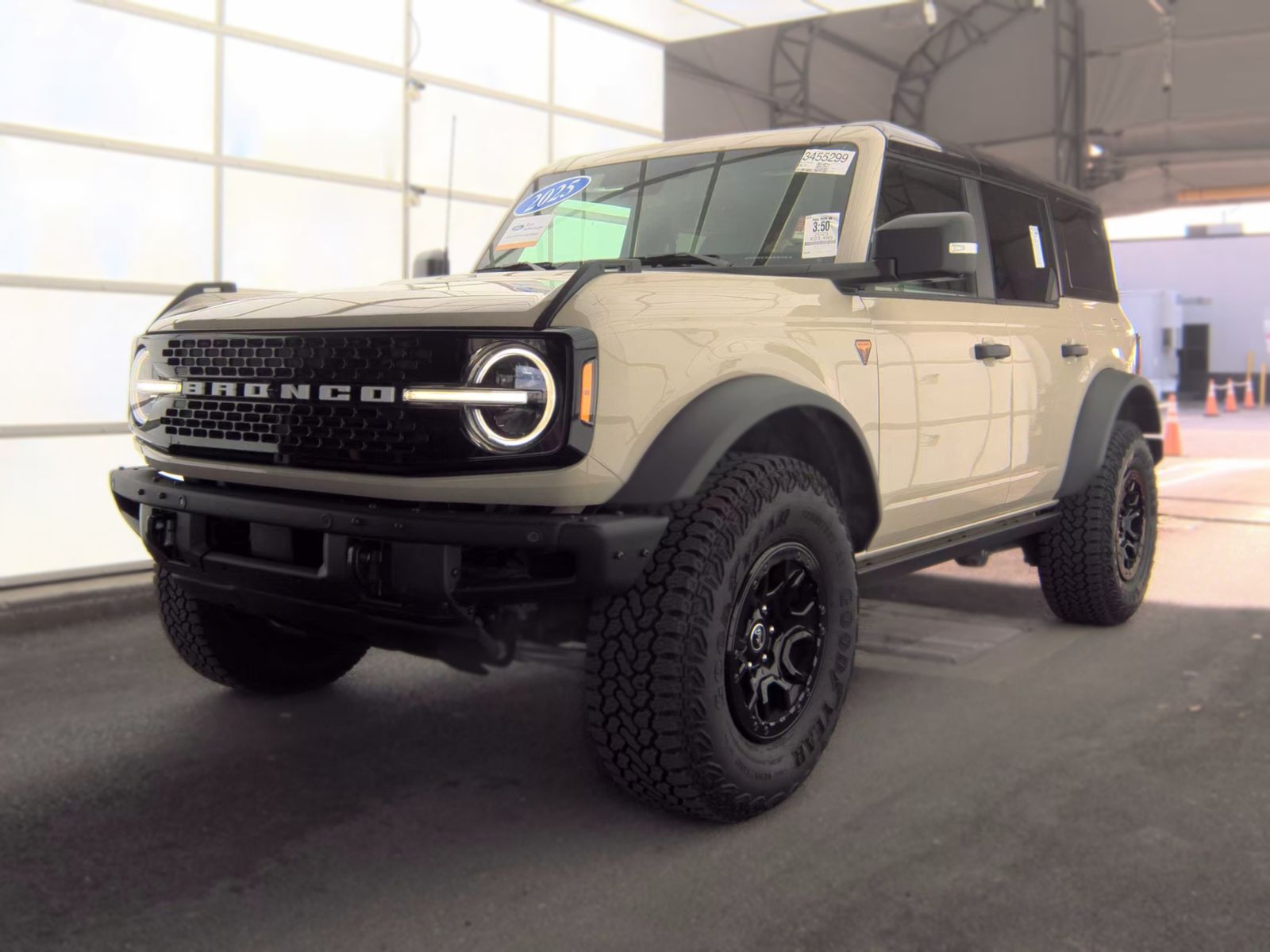 2025 FORD BRONCO Badlands - 1