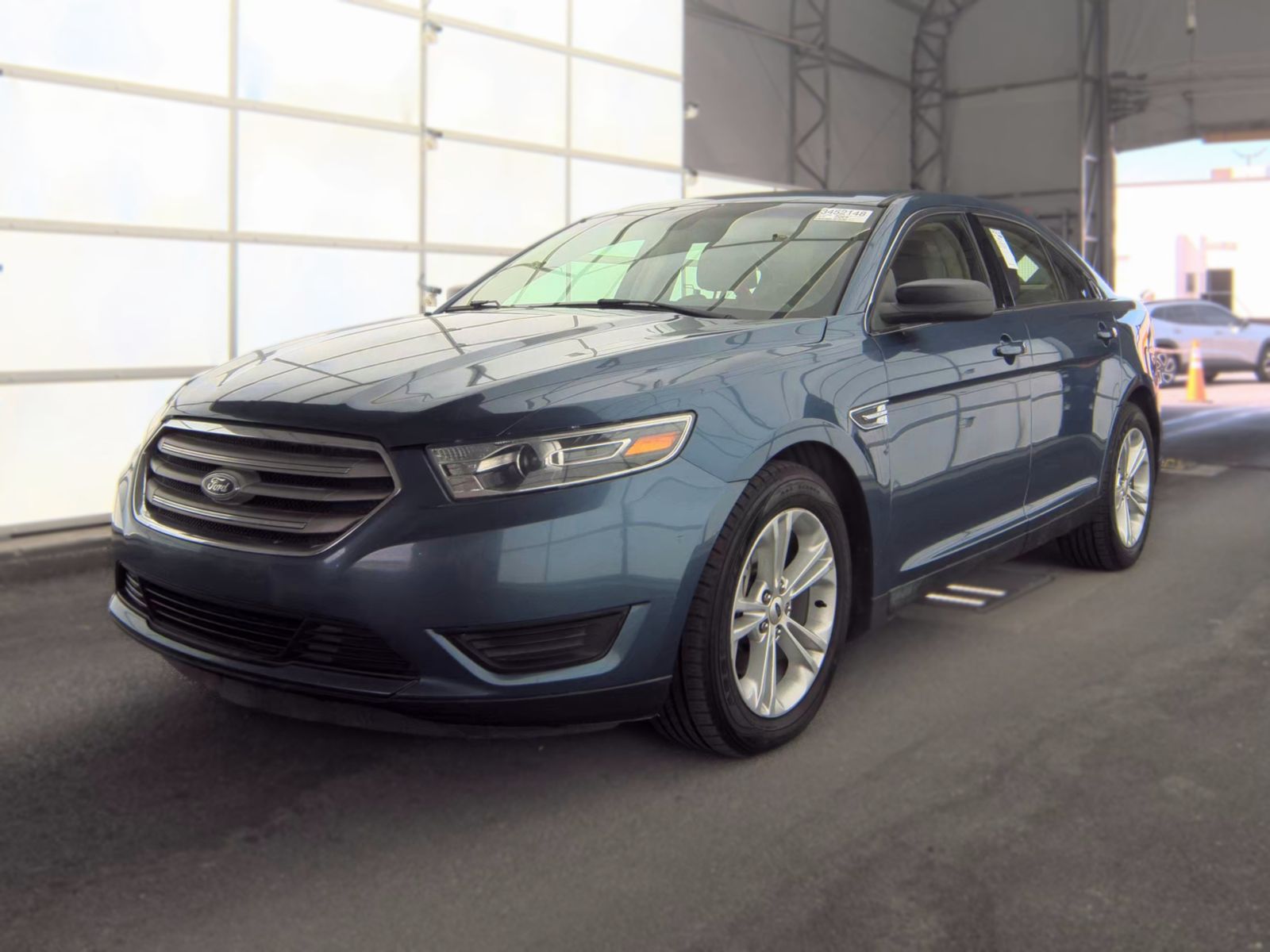 2018 FORD TAURUS SE - 1