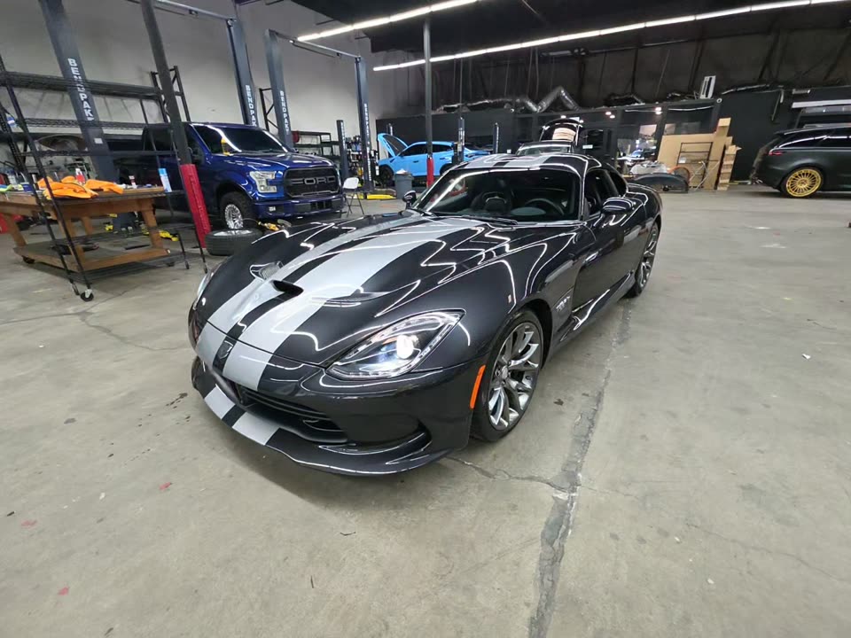 2017 DODGE VIPER GTC - 1