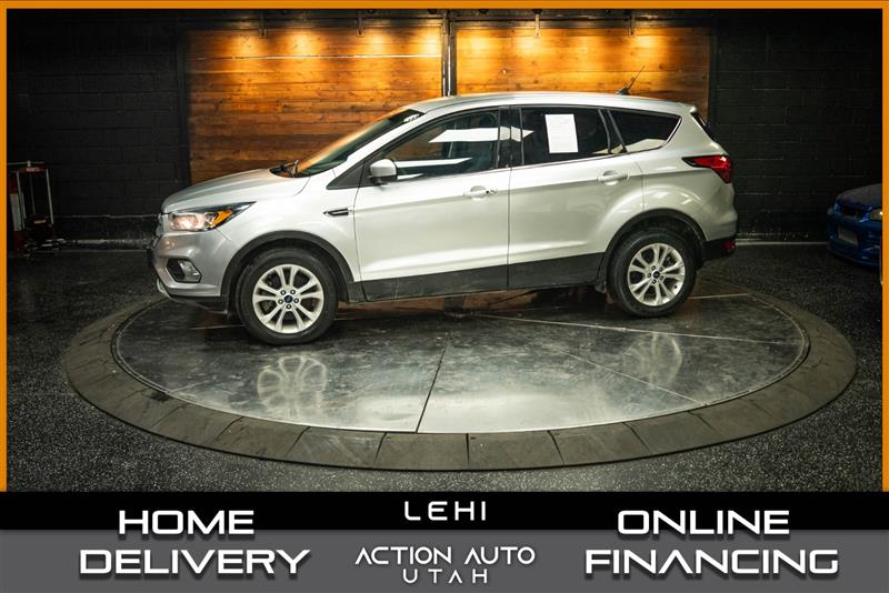 2019 FORD ESCAPE SE - 1