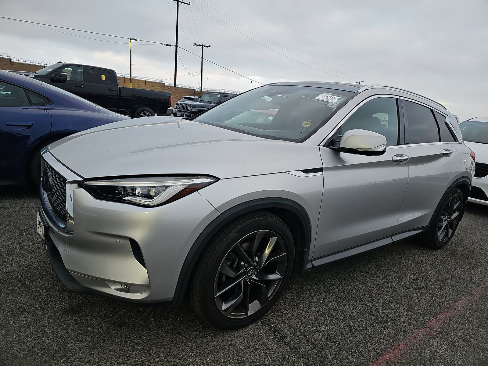 2019 INFINITI QX50 ESSENTIAL - 1