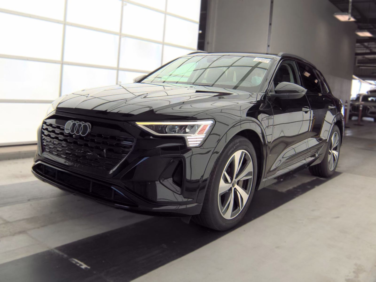2024 AUDI Q8 E-TRON Premium - 1