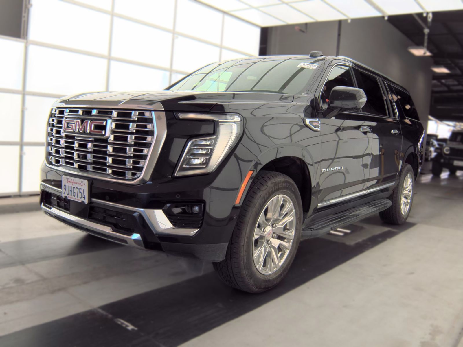 2025 GMC YUKON XL Denali - 1