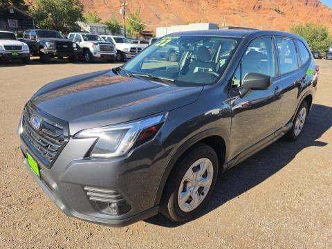 2022 SUBARU FORESTER Base - 1