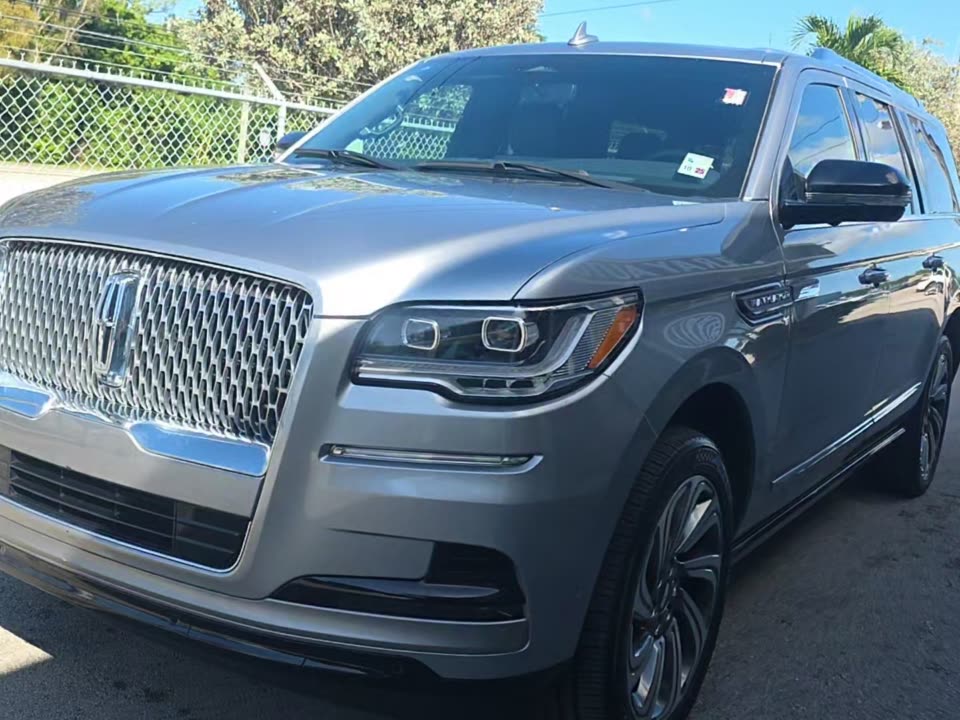 2024 LINCOLN NAVIGATOR L Premiere - 1