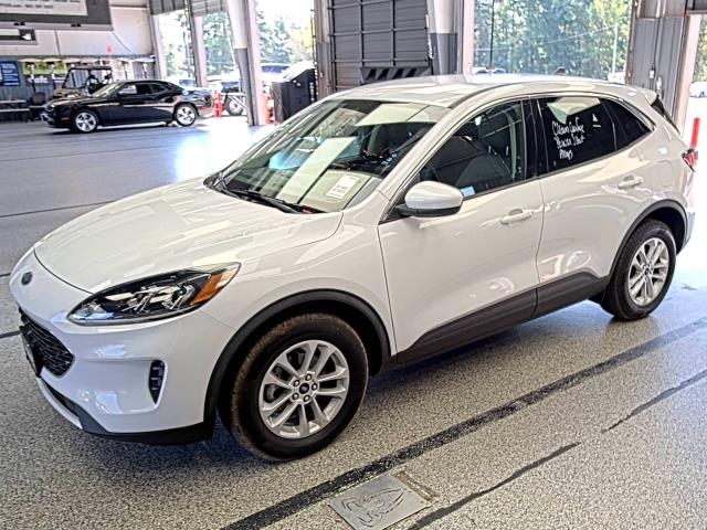 2020 FORD ESCAPE SE - 1