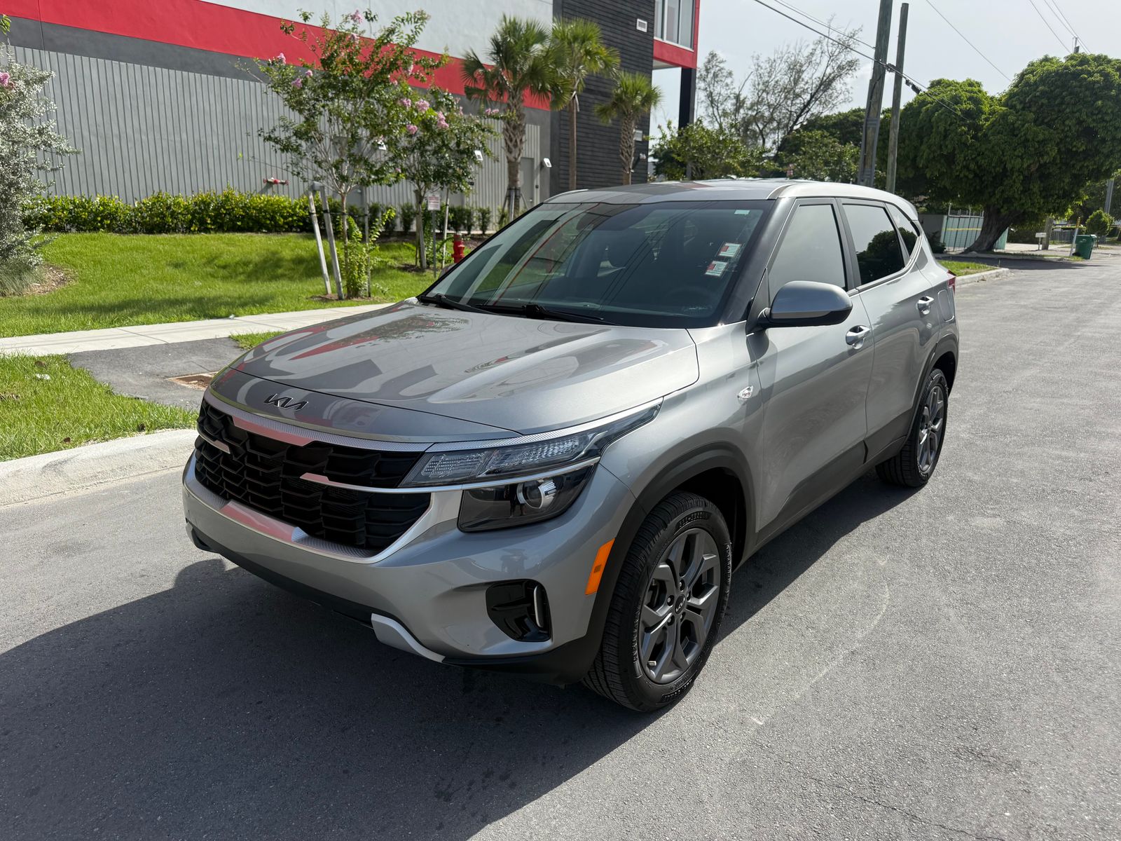 2024 KIA SELTOS LX - 1