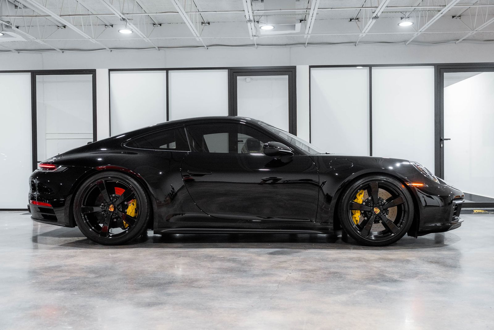 2020 PORSCHE 911 CARRERA S - 1