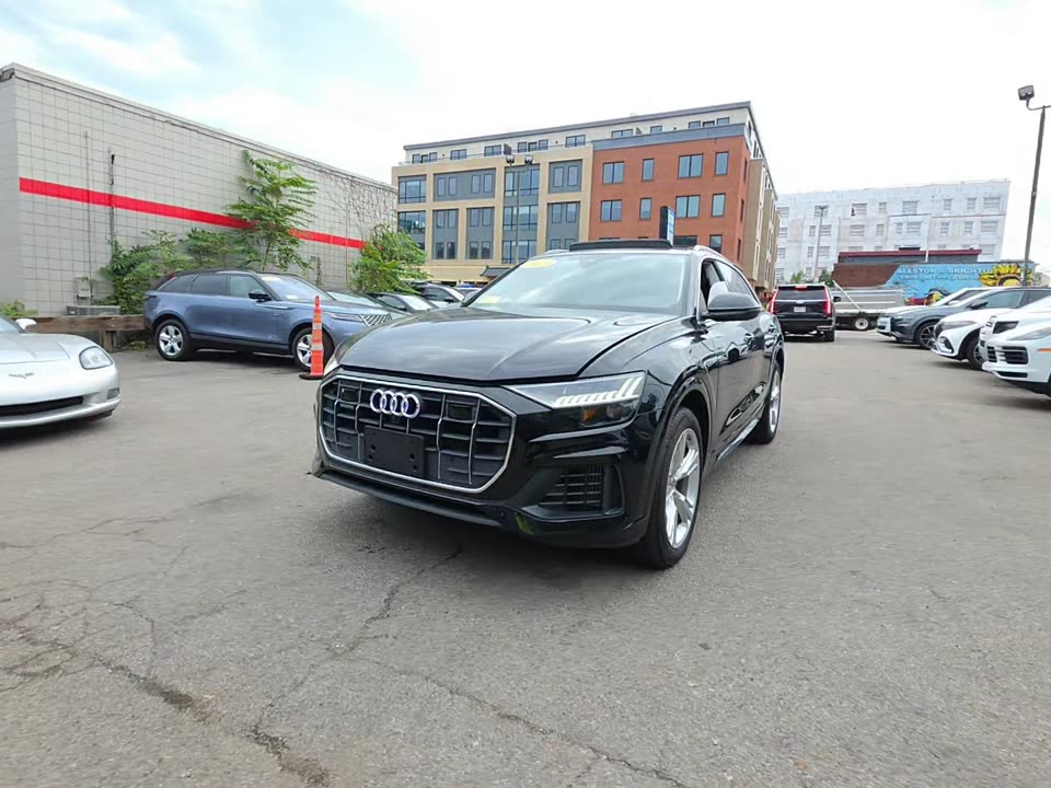 2023 AUDI Q8 Premium - 1