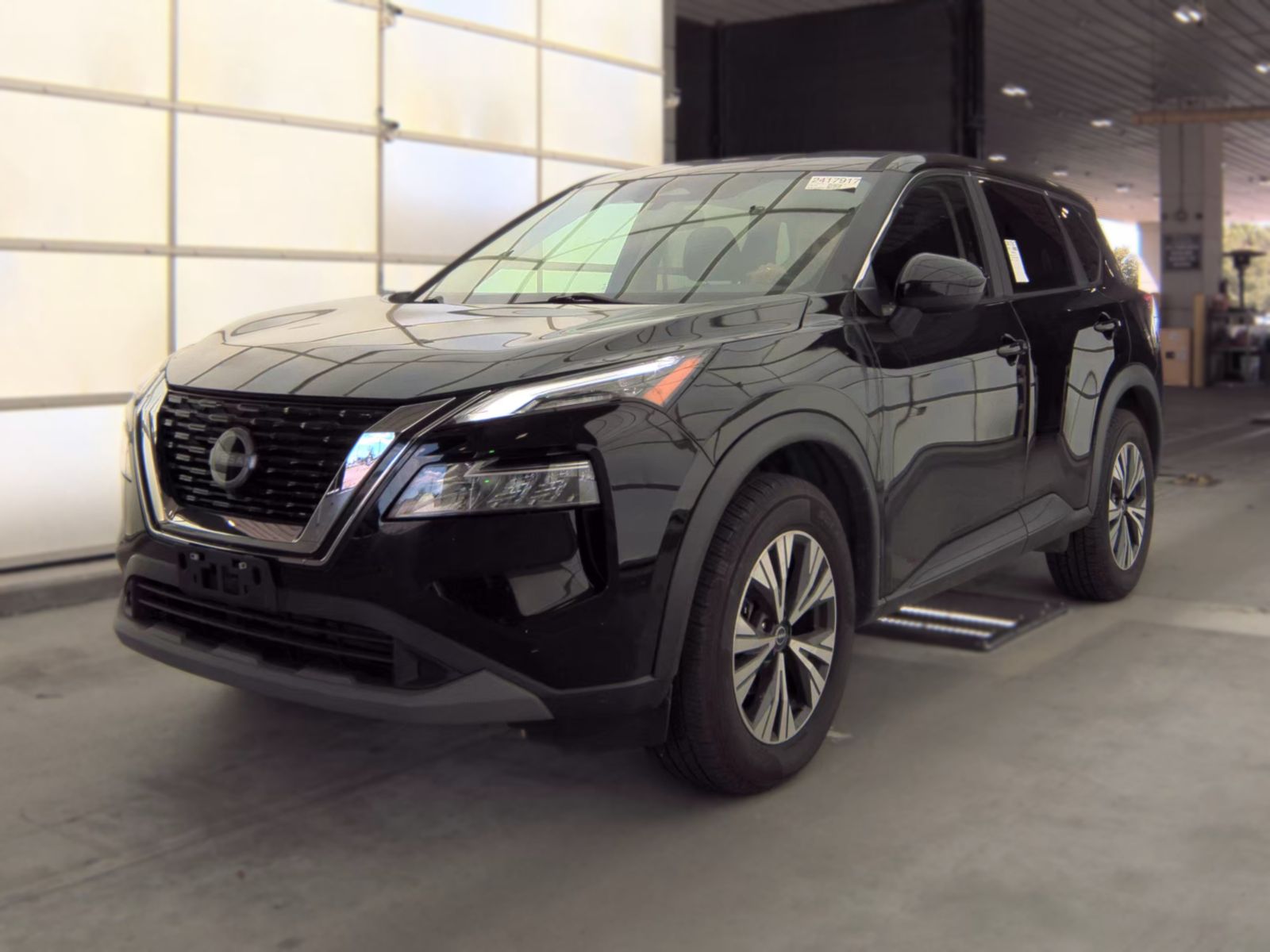 2023 NISSAN ROGUE SV - 1