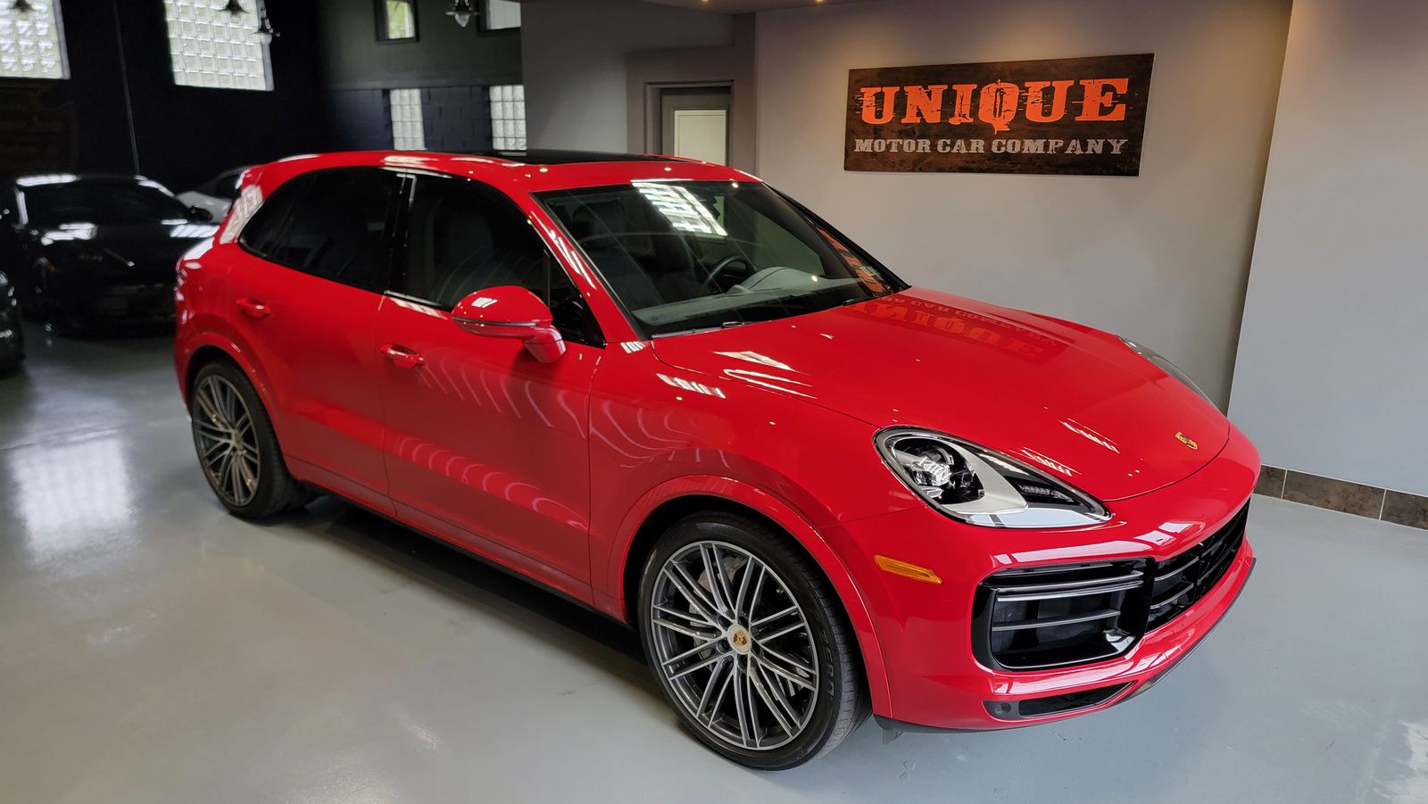 2022 PORSCHE CAYENNE Turbo - 1
