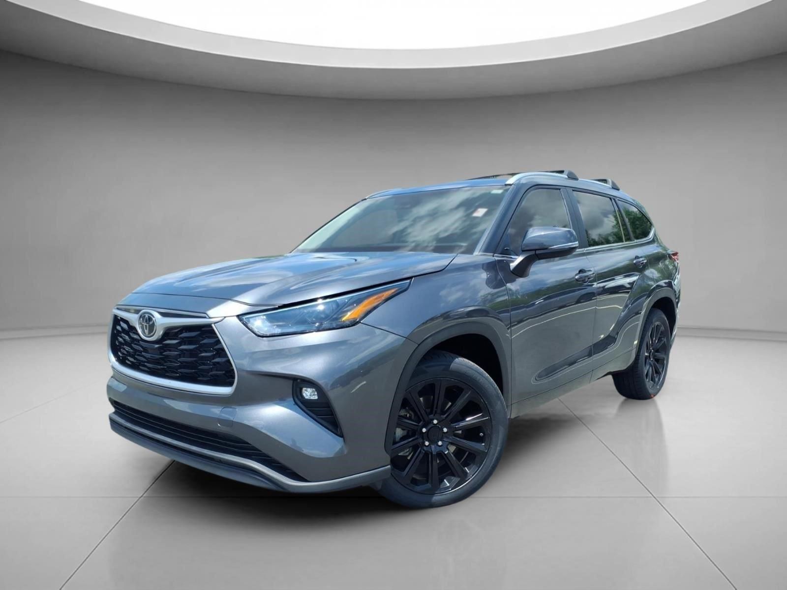 2023 TOYOTA HIGHLANDER XLE - 1