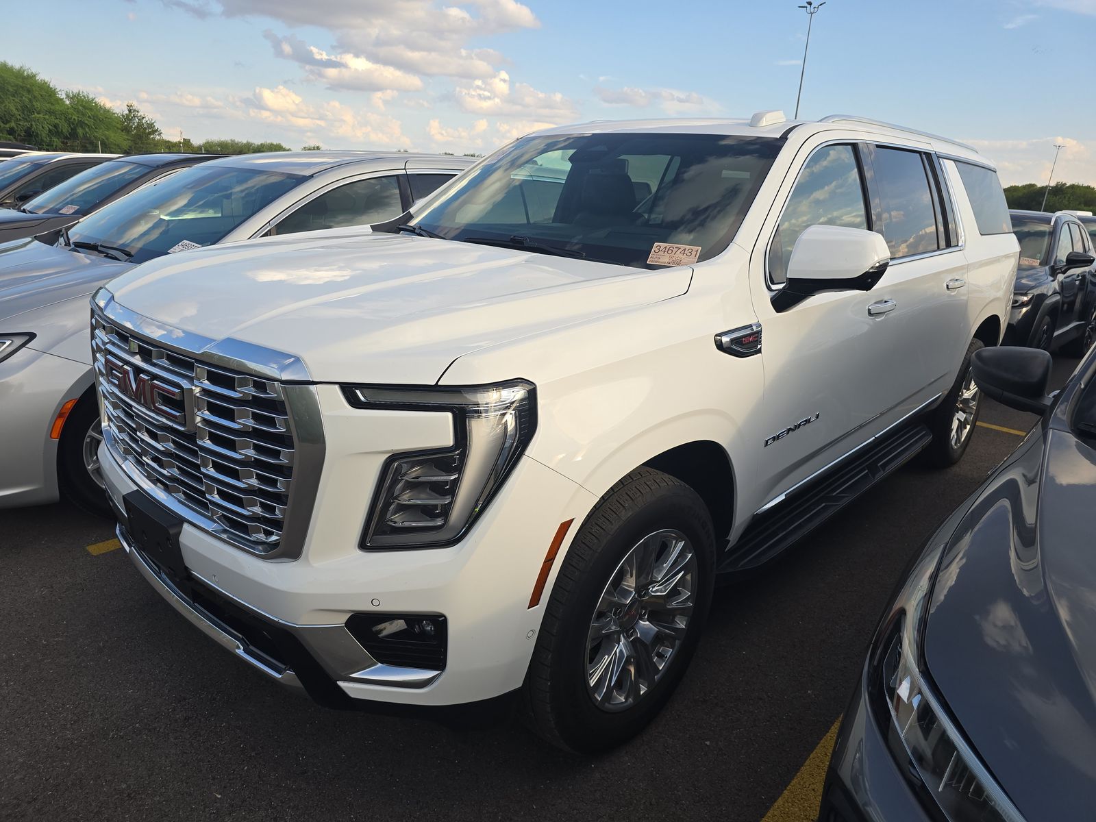 2025 GMC YUKON XL Denali - 1