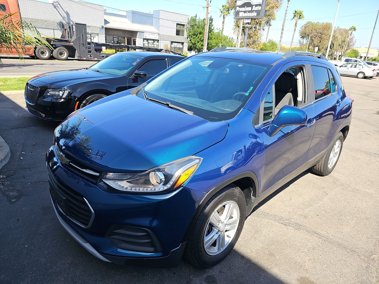 2020 CHEVROLET TRAX LT - 1