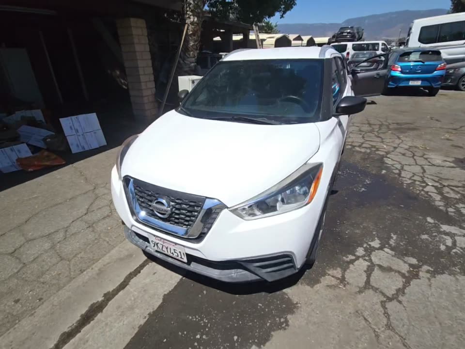 2019 NISSAN KICKS S - 1