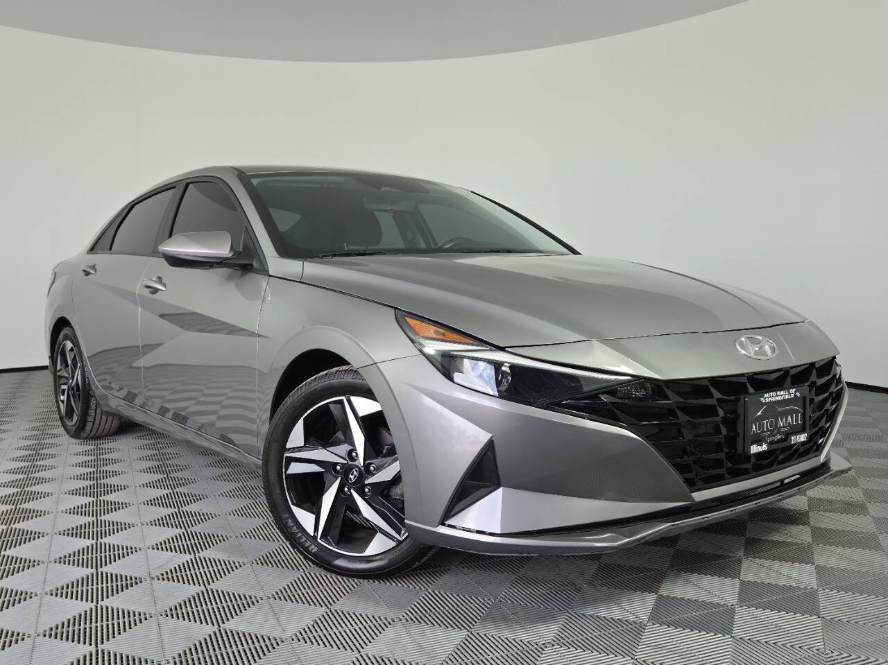 2023 HYUNDAI ELANTRA SEL - 1