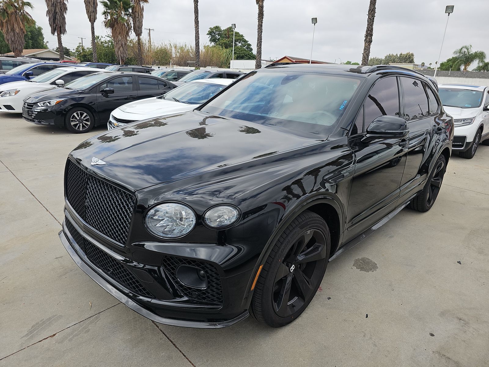 2022 BENTLEY BENTAYGA V8 - 1