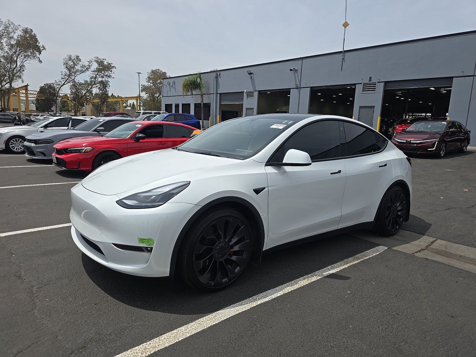 2023 TESLA MODEL Y LONG Range - 1