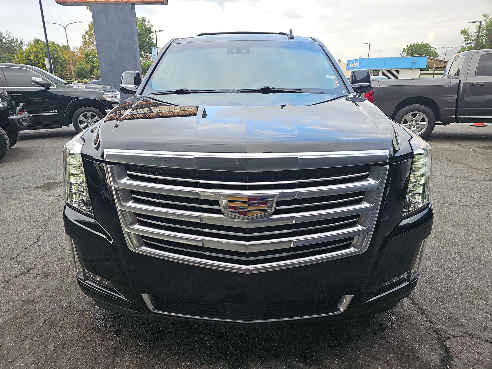 2020 CADILLAC ESCALADE ESV Luxury - 1