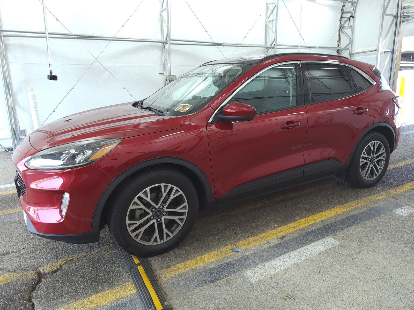 2020 FORD ESCAPE SEL - 1