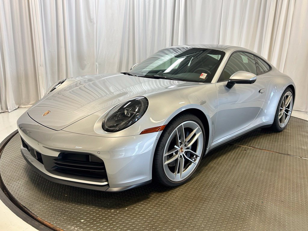 2025 PORSCHE 911 Carrera - 1