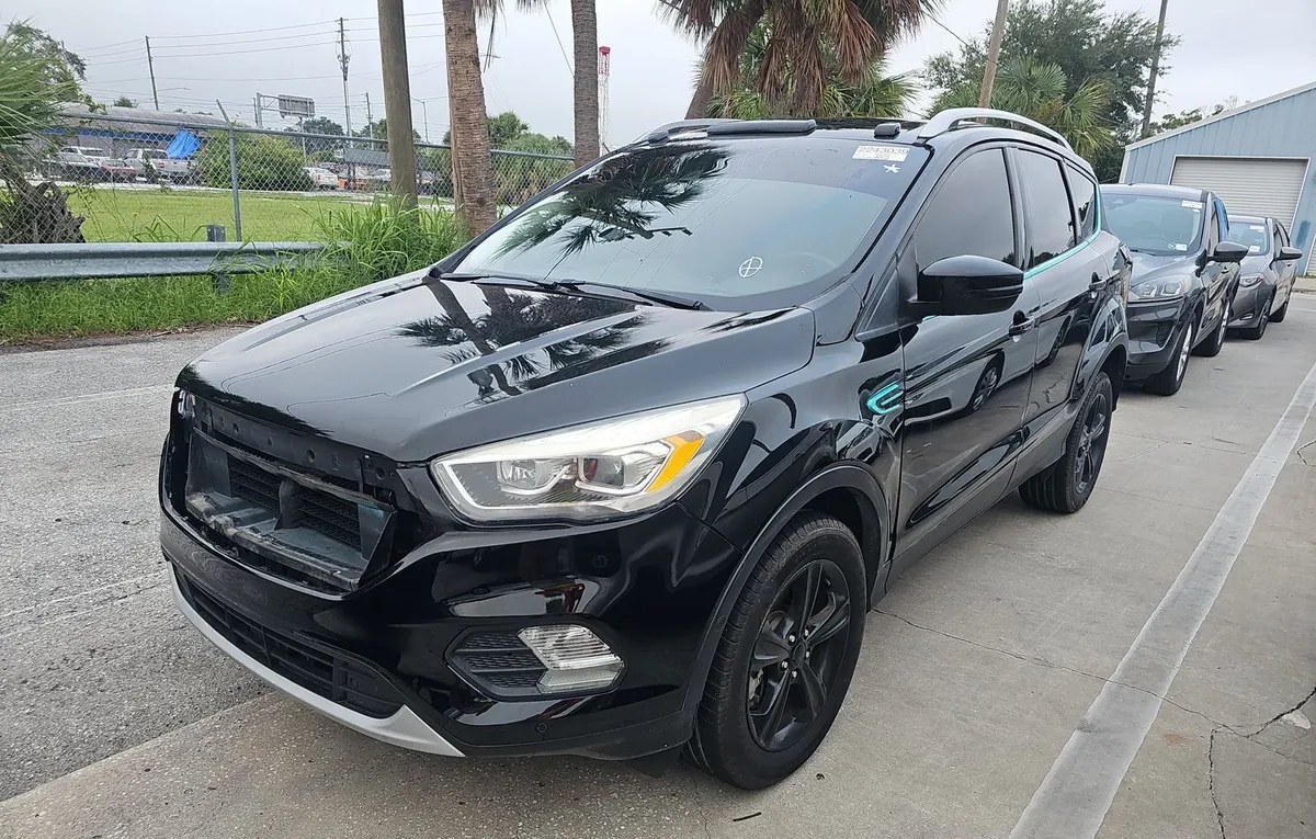 2018 FORD ESCAPE Titanium - 1