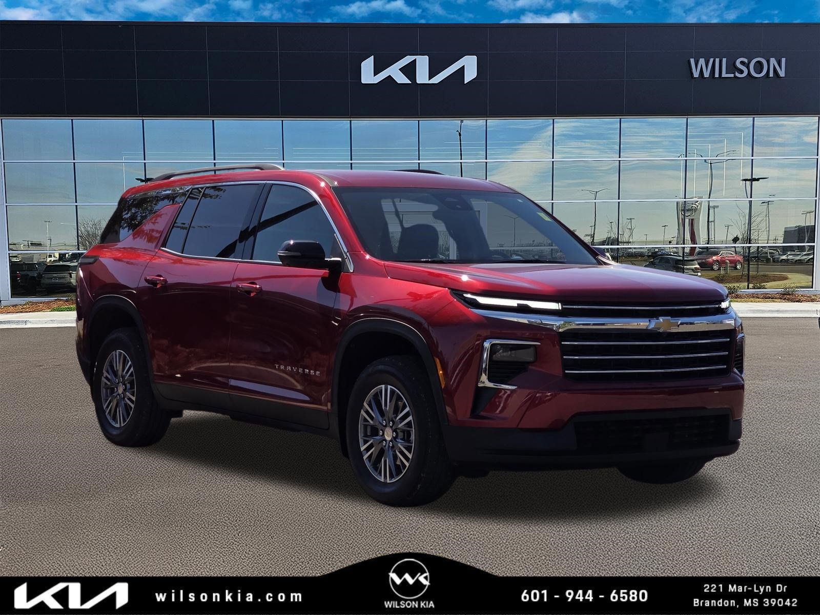2025 CHEVROLET TRAVERSE LT - 1