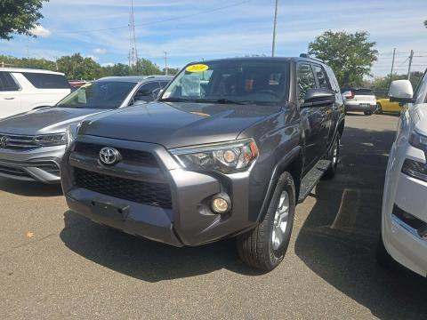 2019 TOYOTA 4RUNNER SR5 - 1