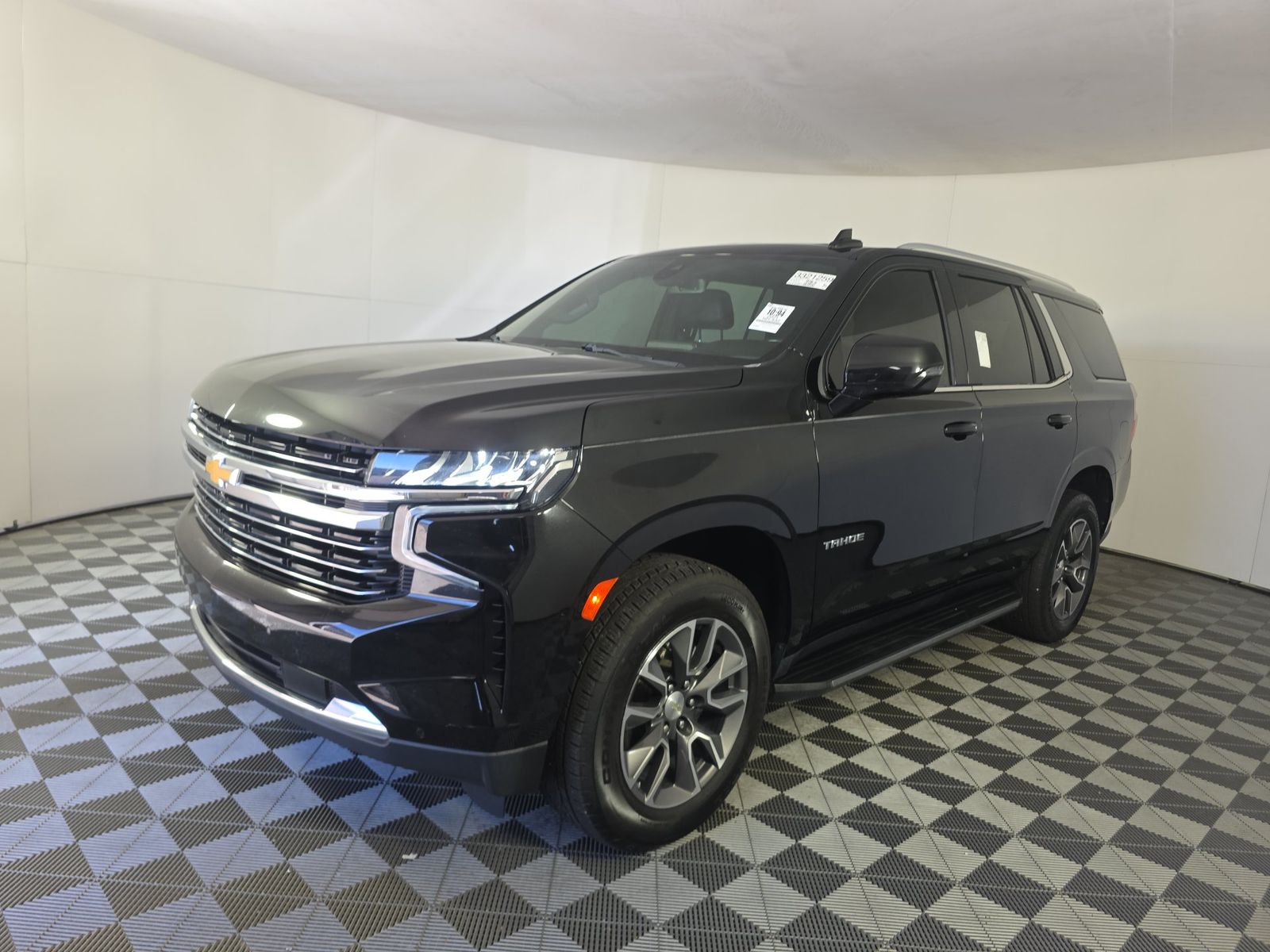 2021 CHEVROLET TAHOE LT - 1