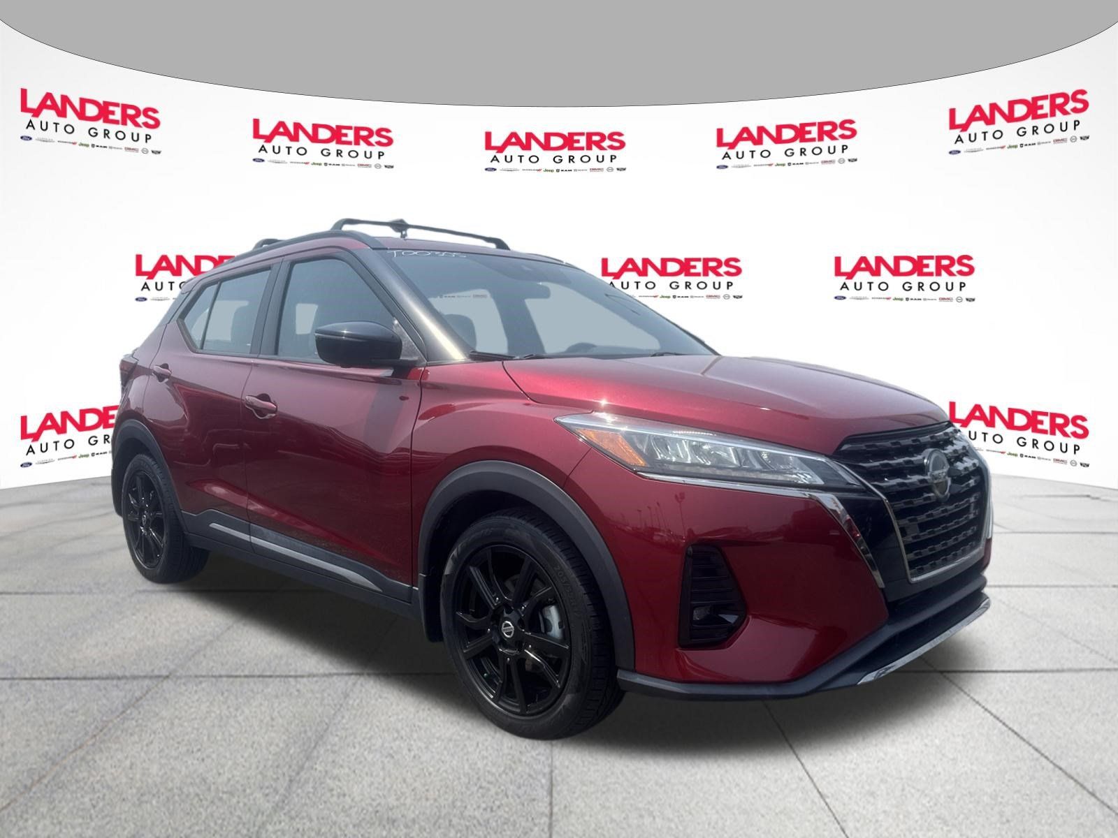 2021 NISSAN KICKS SR - 1
