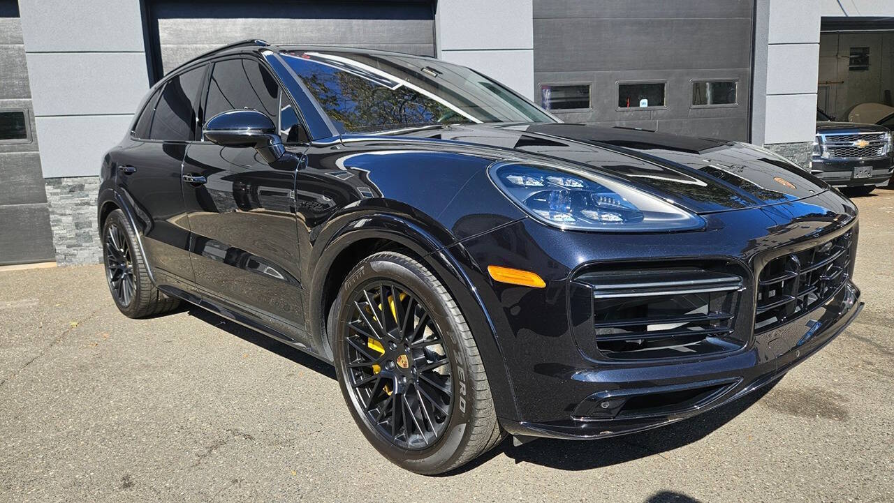 2022 PORSCHE CAYENNE E-HYBRID TURBO S - 1