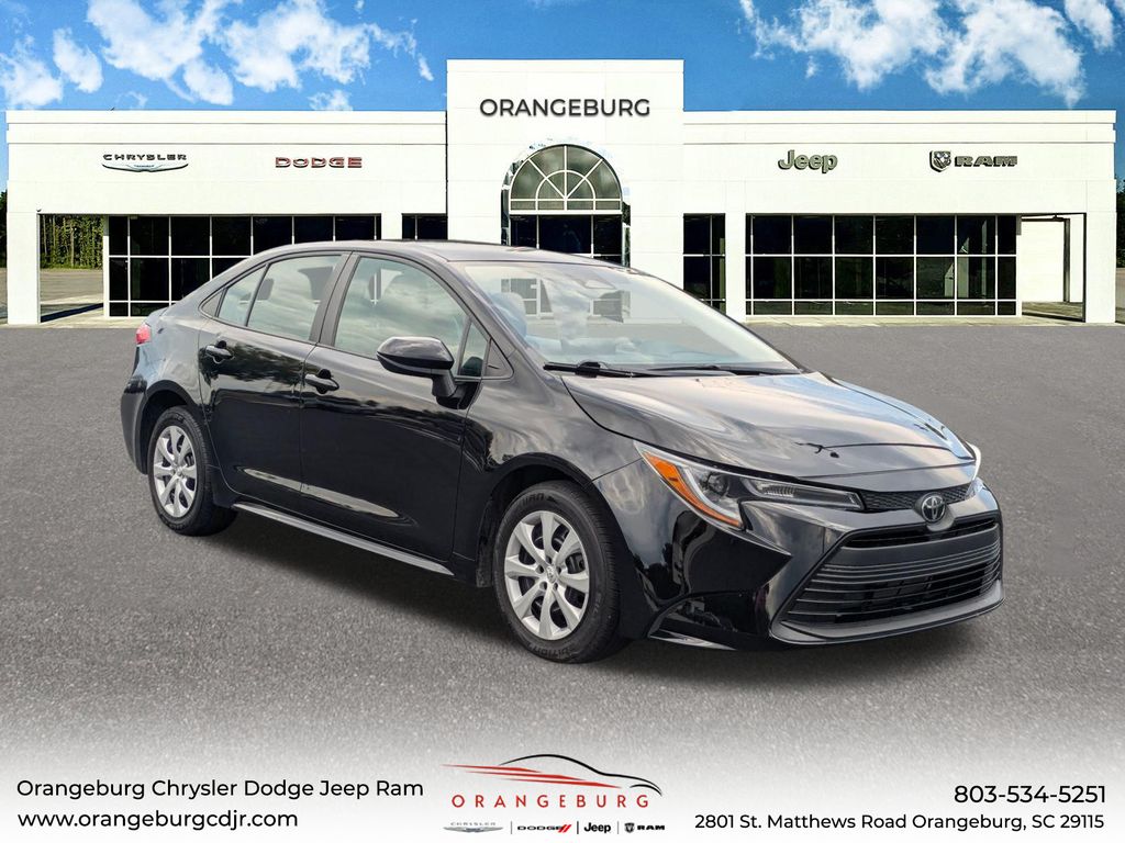 2024 TOYOTA COROLLA LE - 1